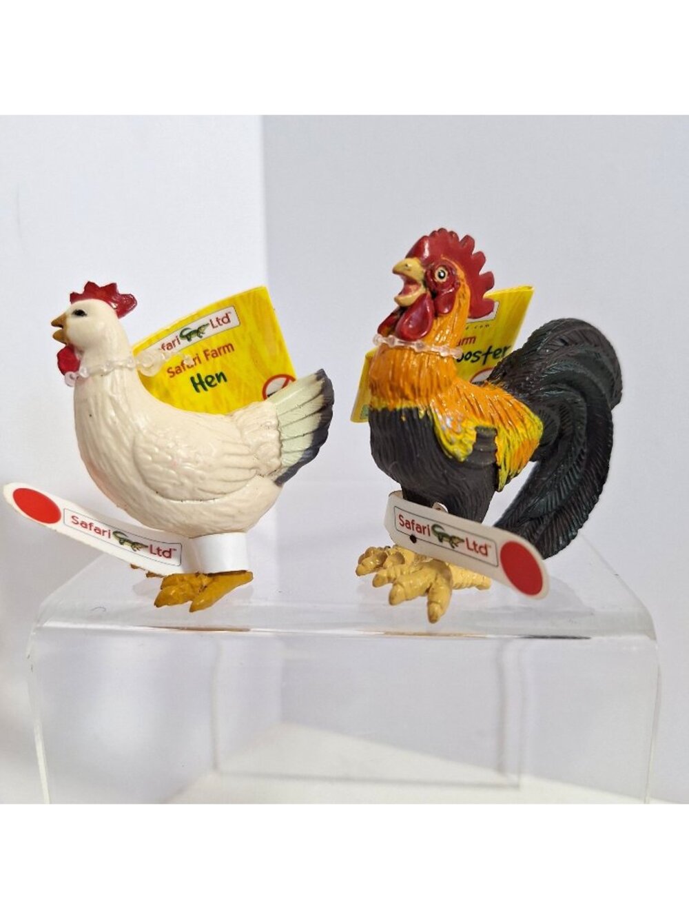 Safari Ltd Farm Hen & Rooster Animal Figurines Lot 1998 1997